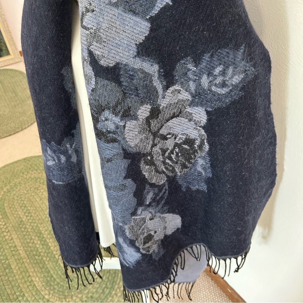 NEW  Blue Floral Reversible Acrylic Scarf Wrap 30”W x 72” L w Fringe